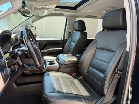 Used 2019 GMC Sierra 2500 Denali AWD/4WD image 15