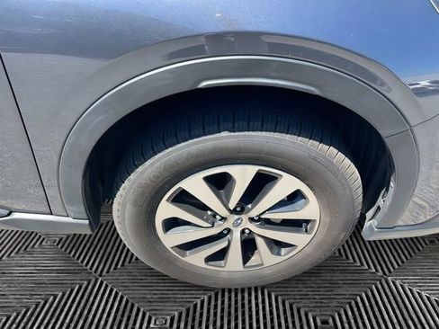 Certified 2022 Subaru Outback 2.5i image 9