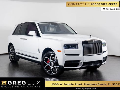 Used 2023 Rolls-Royce Cullinan Black Badge image 1