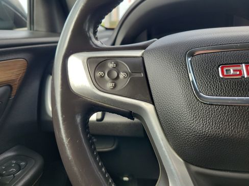 Used 2018 GMC Terrain SLE FWD image 25
