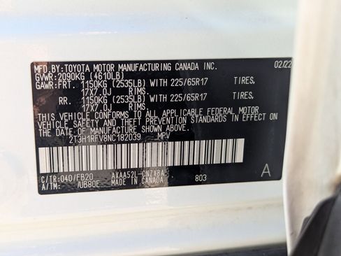 Used 2022 Toyota RAV4 LE image 33