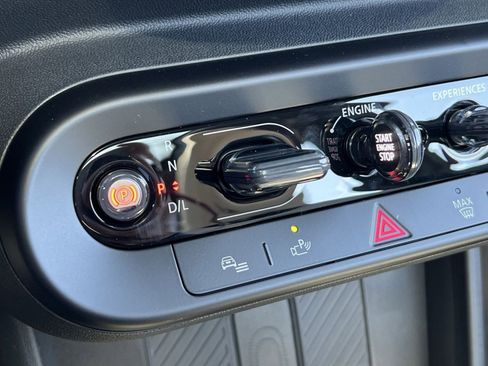 Certified 2025 MINI Cooper S image 20