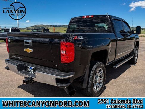 Used 2015 Chevrolet Silverado 2500 LTZ w/ Duramax Plus Package AWD/4WD image 10