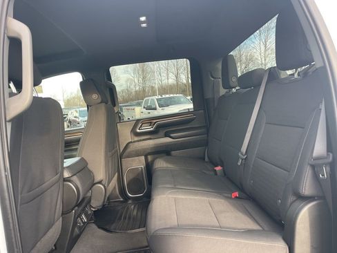 Used 2024 Chevrolet Silverado 2500 LT w/ Convenience Package image 13