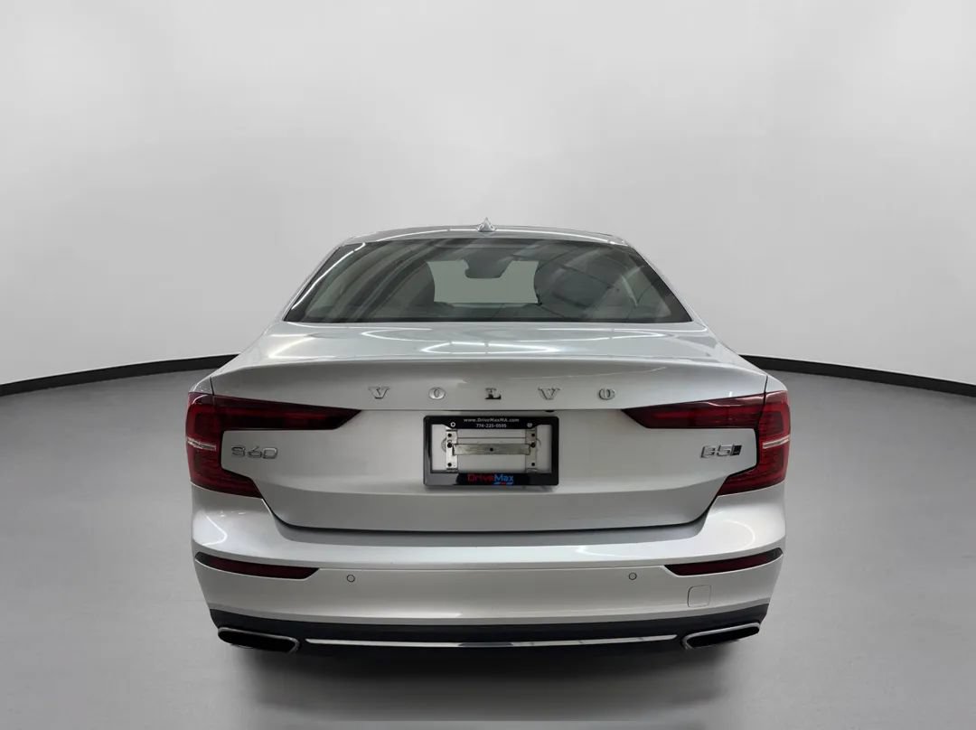 Used 2022 Volvo S60 B5 Inscription AWD/4WD image 8
