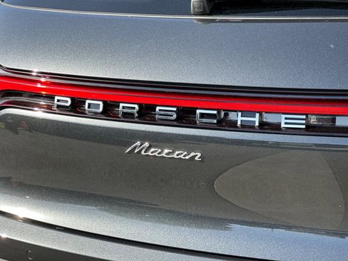 New 2026 Porsche Macan AWD/4WD image 31