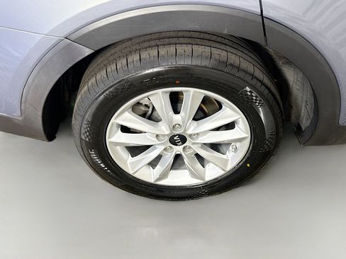 Used 2020 Kia Sorento L image 32