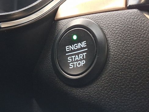 Used 2021 Ford Escape Titanium w/ Titanium Elite Package image 25