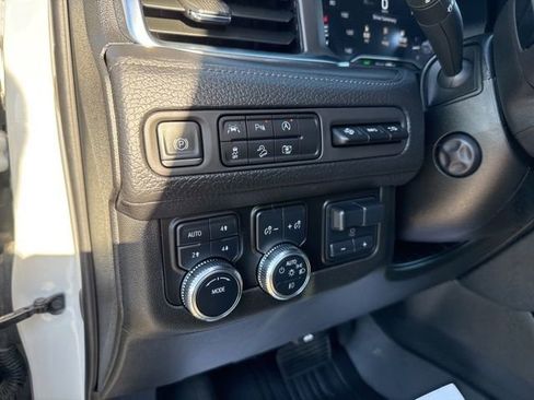 Used 2024 GMC Yukon Denali w/ LPO, Floor Liner Package AWD/4WD image 29