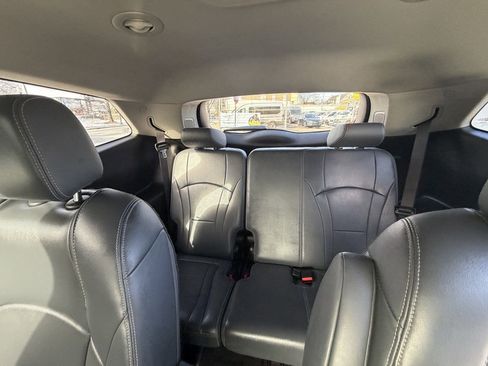 Used 2020 Buick Enclave Essence w/ Sound and Sites Package image 21