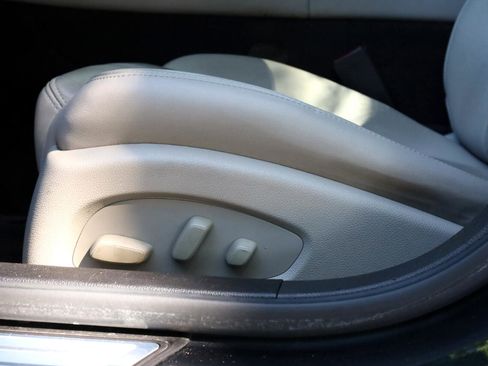 Used 2014 Cadillac CTS Luxury image 35