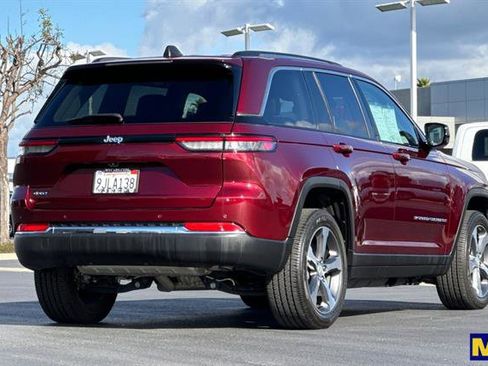 Used 2024 Jeep Grand Cherokee Limited 4xe image 4