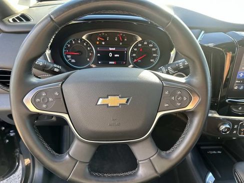 Used 2023 Chevrolet Traverse LT AWD/4WD image 30