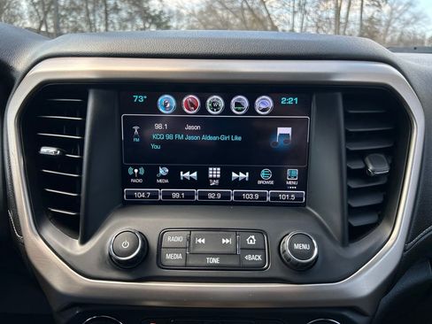 Used 2018 GMC Acadia Denali w/ Technology Package image 28