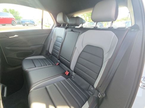 Used 2025 Volkswagen GTI SE FWD image 19
