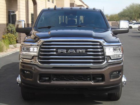 Used 2024 RAM 3500 Limited w/ Safety Group image 18