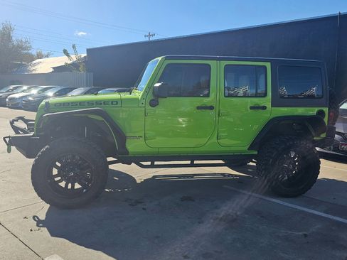 Used 2013 Jeep Wrangler Unlimited Sport w/ Connectivity Group image 4