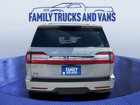 Used 2020 Lincoln Navigator Reserve w/ Equipment Group 208A Reserve AWD/4WD image 4