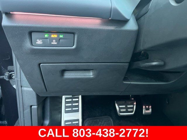 Used 2026 Volkswagen Tiguan SEL R-Line AWD/4WD image 30