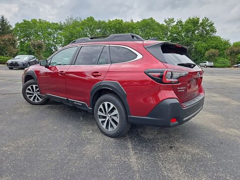 Used 2024 Subaru Outback Premium AWD/4WD image 10