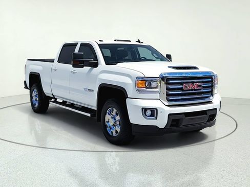 Used 2018 GMC Sierra 3500 SLT AWD/4WD image 2