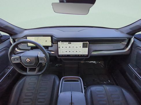 Used 2025 Rivian R1T Adventure Dual AWD/4WD image 12