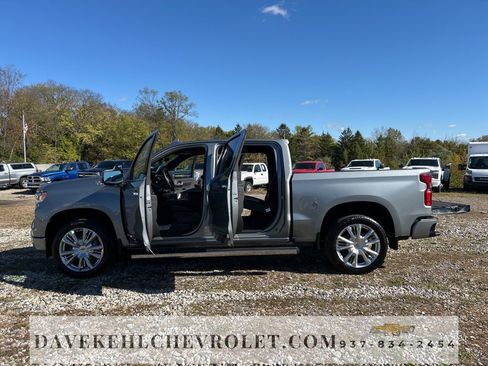 Certified 2025 Chevrolet Silverado 1500 High Country image 31