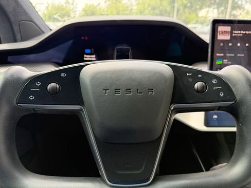 Used 2022 Tesla Model X Plaid AWD/4WD image 20