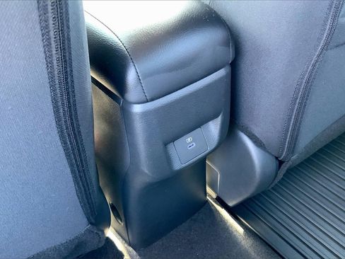 New 2025 Nissan Versa SR w/ Trunk Package image 15