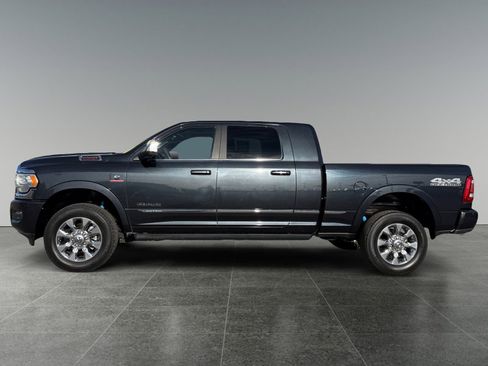 Used 2019 RAM 2500 Limited AWD/4WD image 2