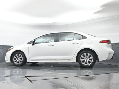 Certified 2026 Toyota Corolla LE FWD image 29