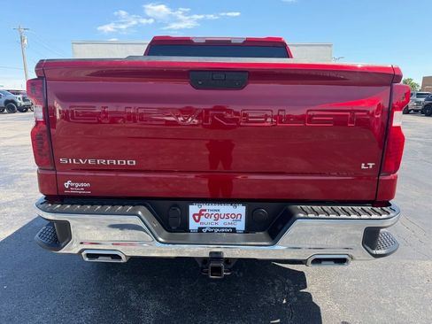 Used 2021 Chevrolet Silverado 1500 LT w/ Z71 Off-Road Package AWD/4WD image 12