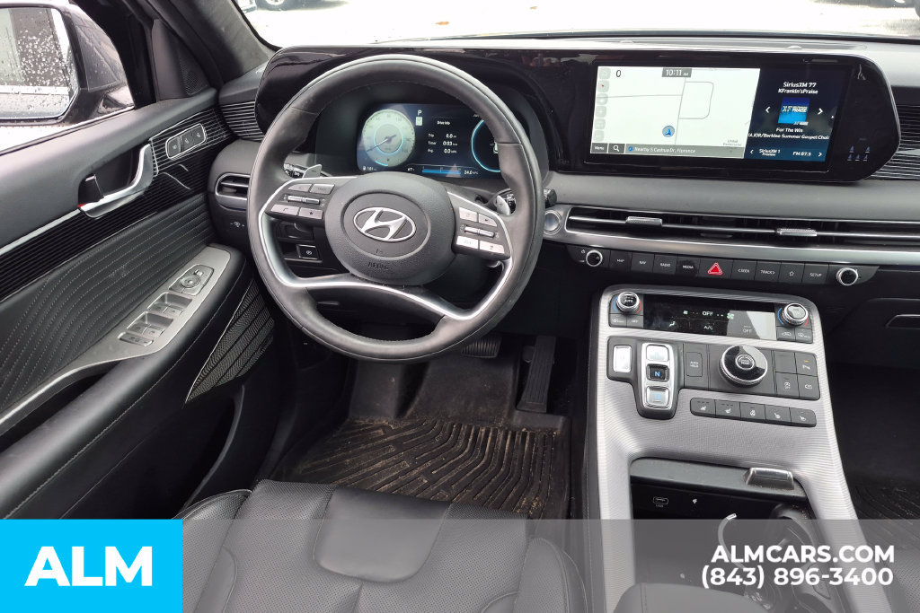 Used 2025 Hyundai Palisade Calligraphy FWD image 14