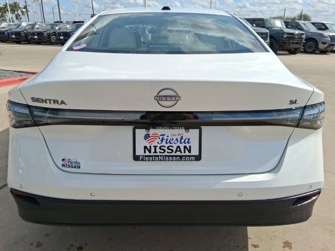 New 2026 Nissan Sentra SL w/ Floor Mat Package image 5
