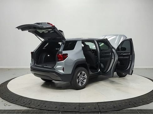 New 2026 GMC Terrain Elevation FWD image 15