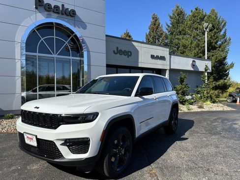 New 2025 Jeep Grand Cherokee Limited w/ Black Appearance Package image 1