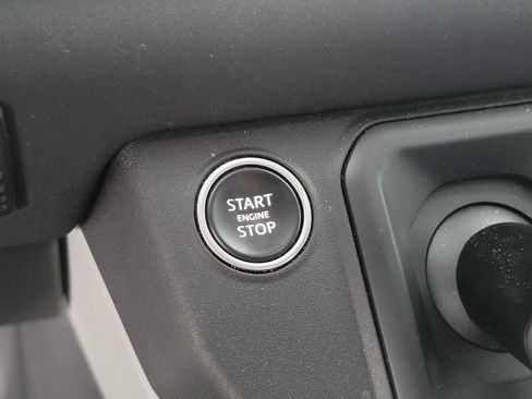 Used 2023 Land Rover Defender 110 S AWD/4WD image 30