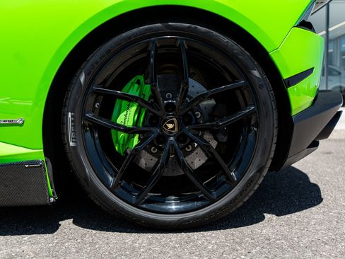 Used 2015 Lamborghini Huracan LP 610-4 AWD/4WD image 30