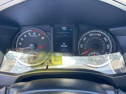 Used 2022 Toyota Tacoma SR RWD image 21