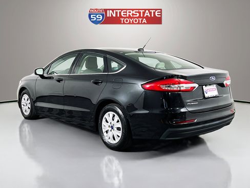 Used 2019 Ford Fusion S FWD image 5