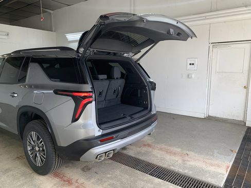 New 2026 Chevrolet Traverse LT image 43