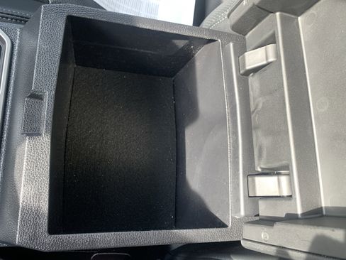 Used 2025 Toyota Tacoma TRD Sport w/ TRD Sport Premium Package image 30