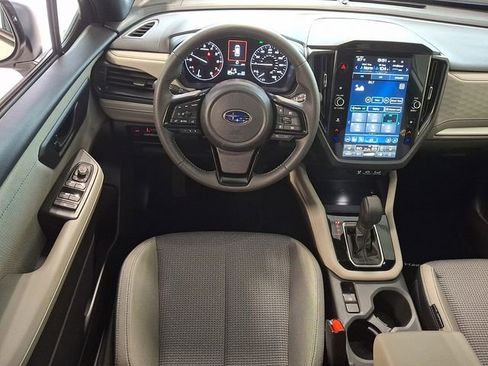 Certified 2025 Subaru Forester Premium AWD/4WD image 11