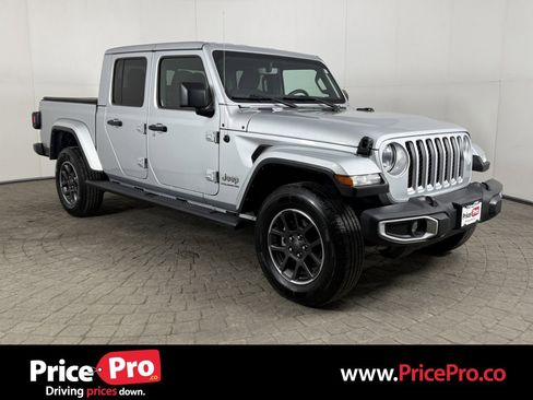 Used 2023 Jeep Gladiator Overland image 1