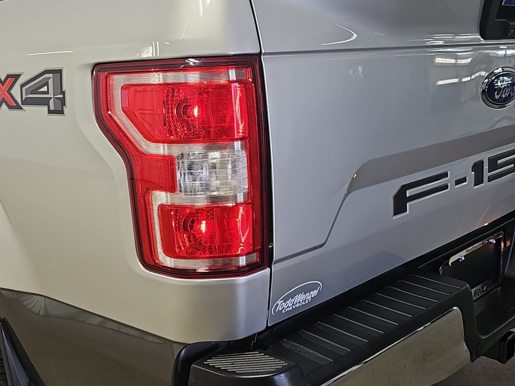 Used 2019 Ford F150 XLT w/ Equipment Group 302A Luxury AWD/4WD image 39