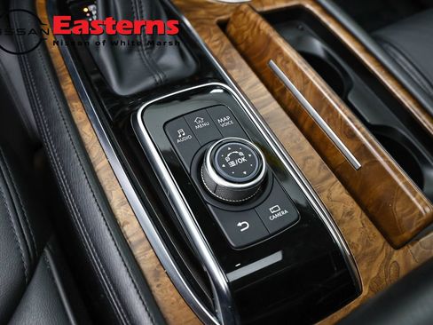 Used 2023 Nissan Armada SL RWD image 20