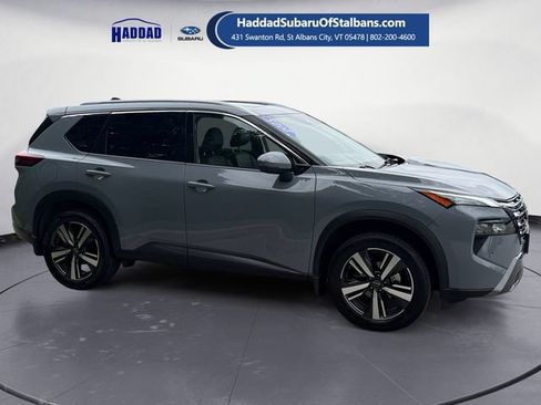Used 2025 Nissan Rogue SL w/ SL Premium Package AWD/4WD image 6