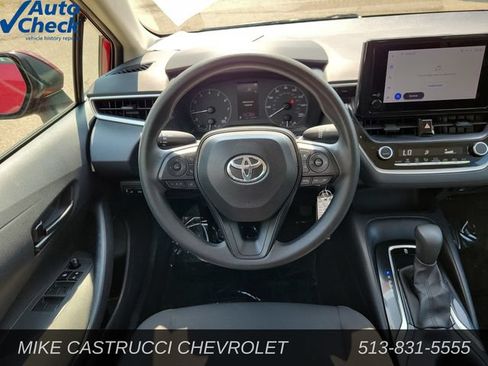 Used 2024 Toyota Corolla LE FWD image 11