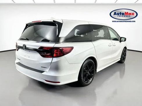 Used 2023 Honda Odyssey Sport image 2