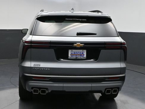 New 2026 Chevrolet Traverse LT w/ Driver Confidence Package FWD image 6